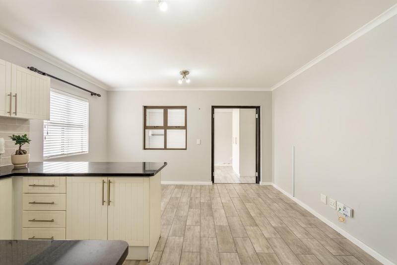 2 Bedroom Property for Sale in Rondebosch Western Cape